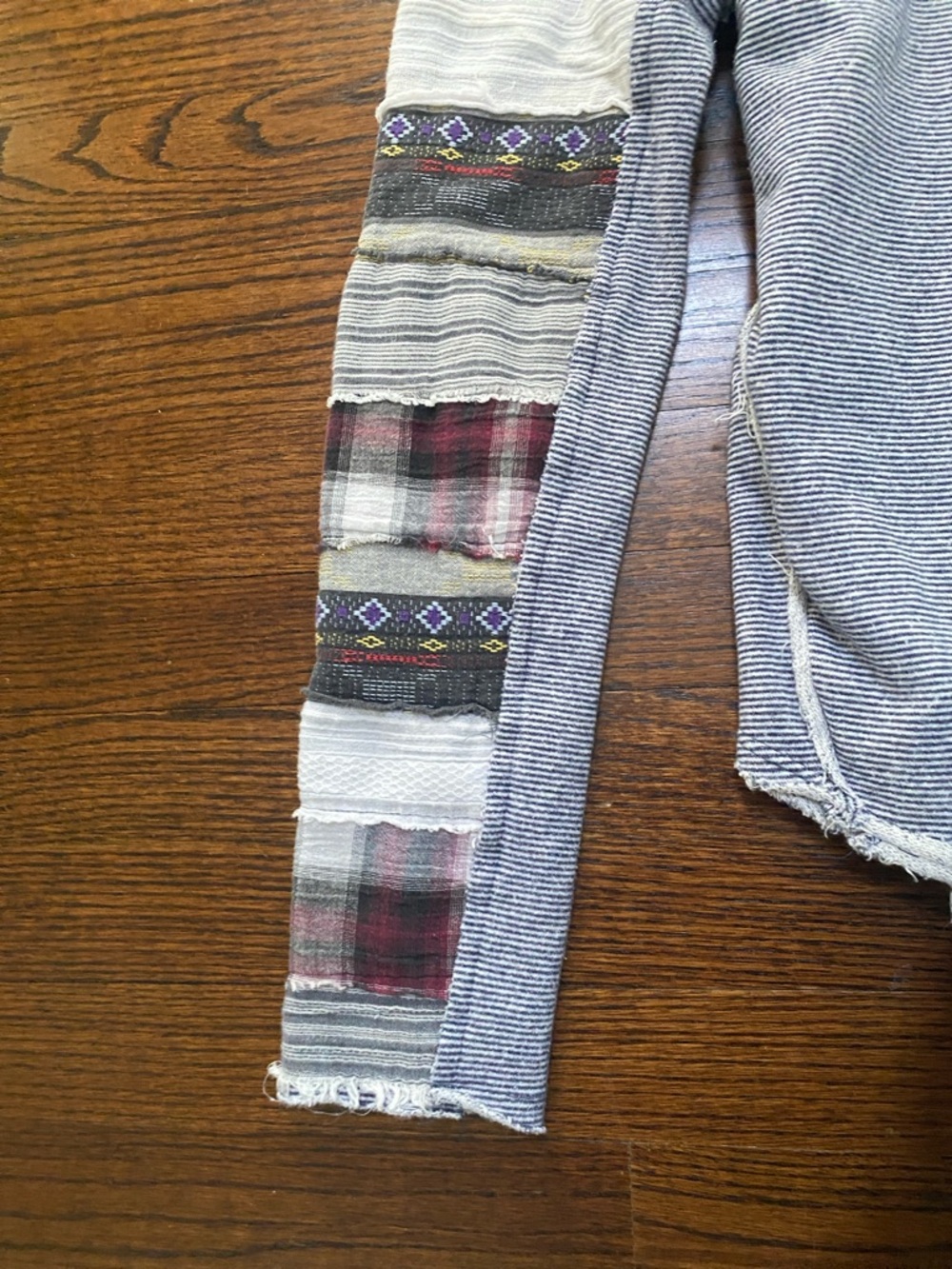 Women’s We The Free 100% Cotton Stripe Sweatshirt Raw Hem Size M - Picture 5 of 8